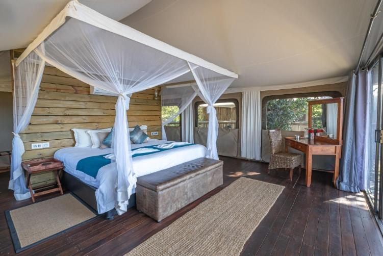 Jackalberry Chobe Hotell Kasane Eksteriør bilde